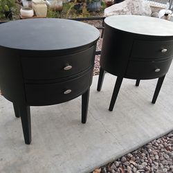 Two Night teng good condition