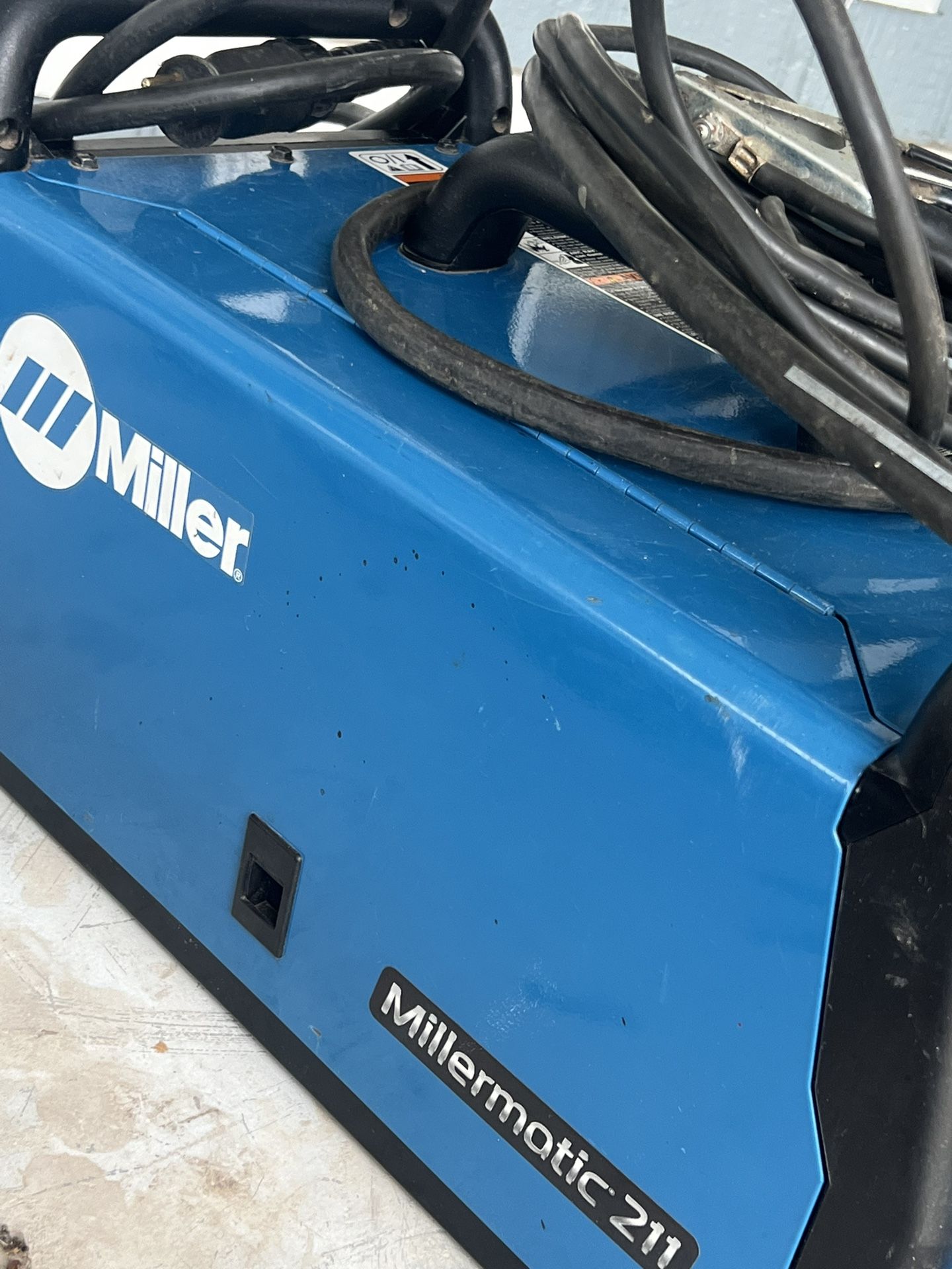 Miller Welder 211 