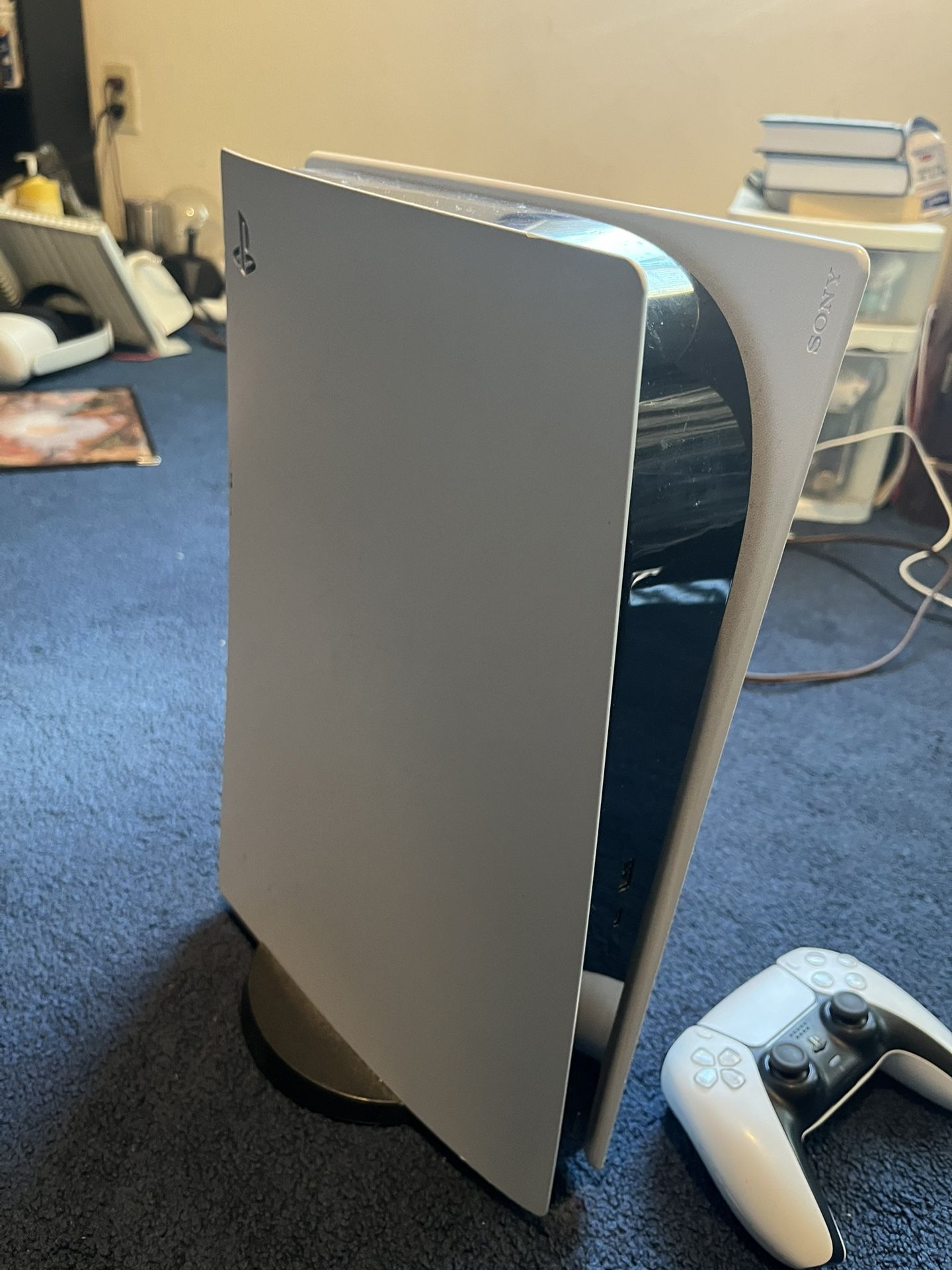 PlayStation 5 w/ Controller