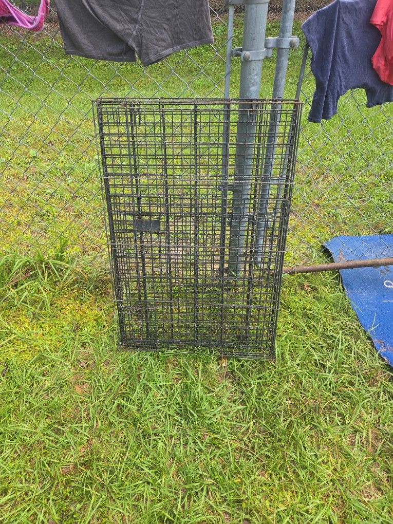 Medium Size Animal Crate