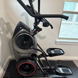 Bowflex M8 Elliptical- New 