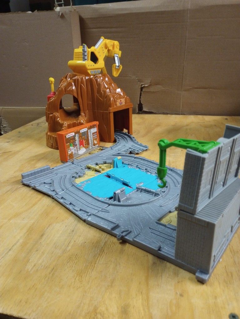 Thomas & Friends Miscellaneous Lot