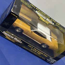 1/18 SCALE DIECAST 1971 PLYMOUTH GTX 440 BY AMERICAN MUSCLE.