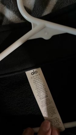 alo black sweater size small
