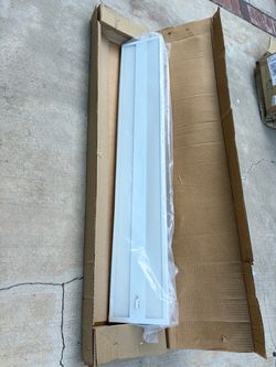 Ledalite FloatPlane 4’ LED Suspended Light Fixture – Signify Brand New