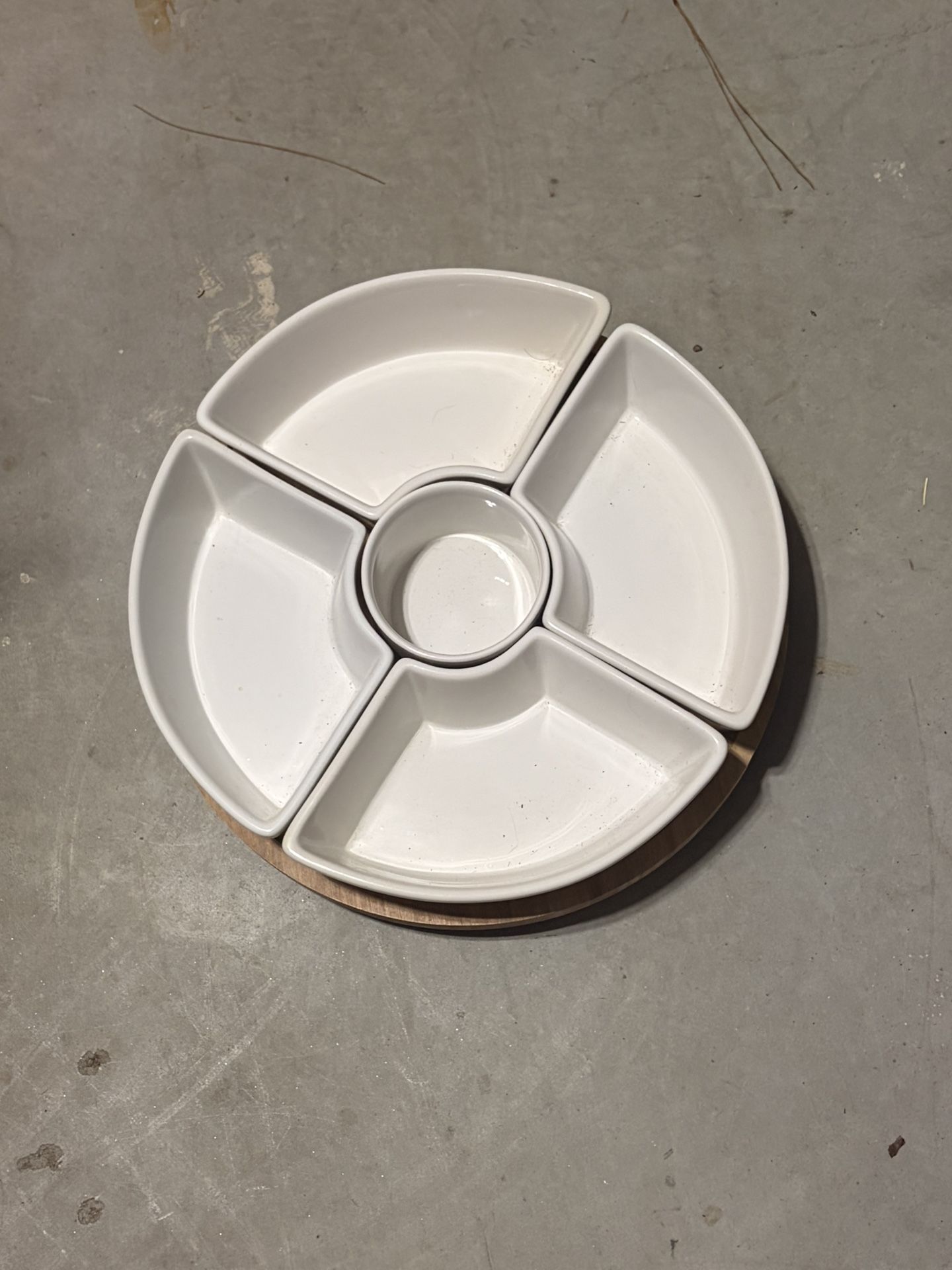 Rotating Dip Dish
