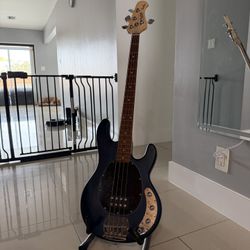 Sterling Stingray Bass Guitar (PACKAGE)