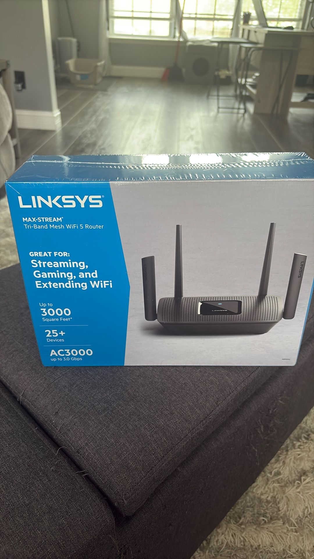 Linksys Max Stream Tri Band Mesh WiFi 5 Router