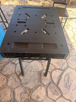 Foldable work table