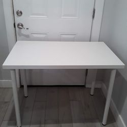 Ikea Table  39 W X 24 D X 29 H Inches 