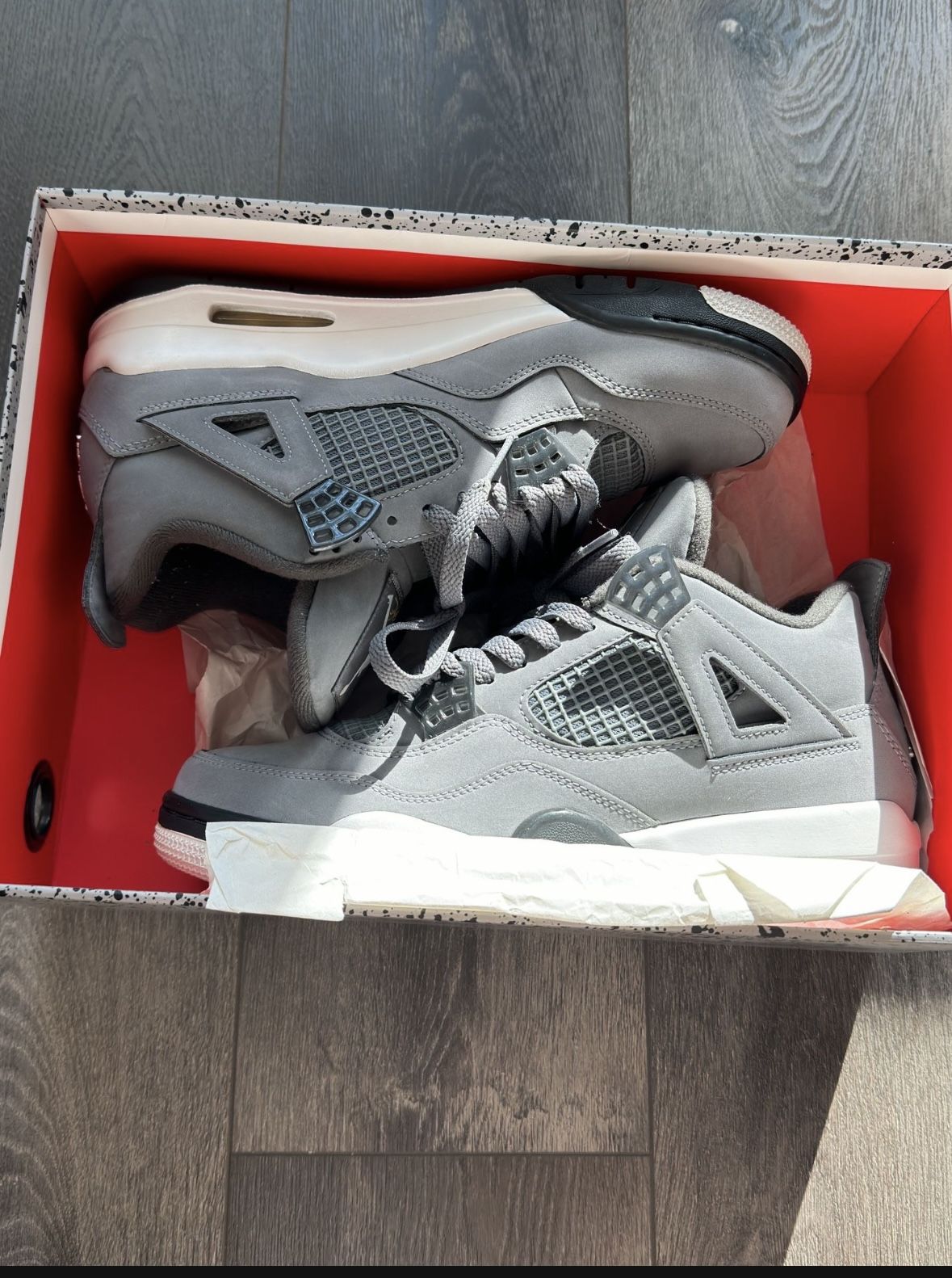 Jordan 4