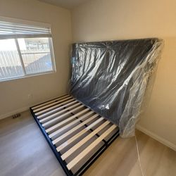 Bed Frame + Box Spring Full 
