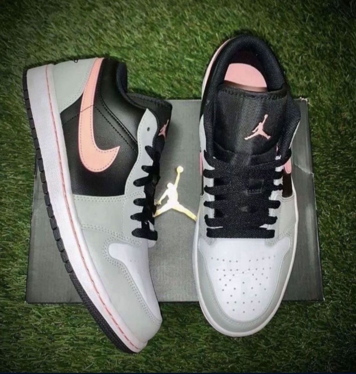 New Jordan 1 Men’s Size 6.5 Or 7