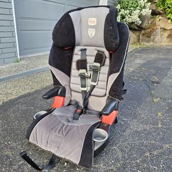 Car Seat / 3in1 Harnessed Booster