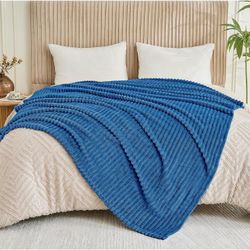 Fleece Throw Blanket, 50"x 60", Blue