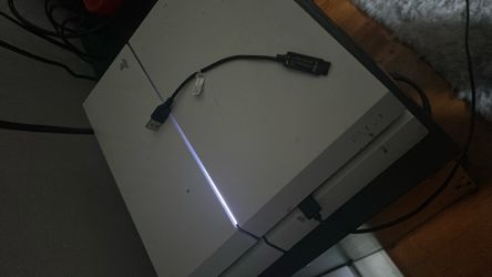 PlayStation 4 old model white