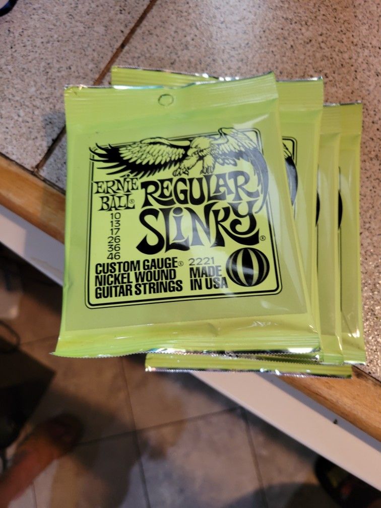 Ernie Ball Regular Slinky