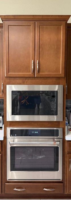 Build -in wall/cabinet microwave and oven costume built