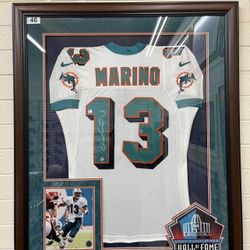Miami Dolphins Dan Marino Autographed Jersey *1822