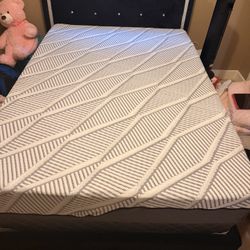 Full Size mattress 