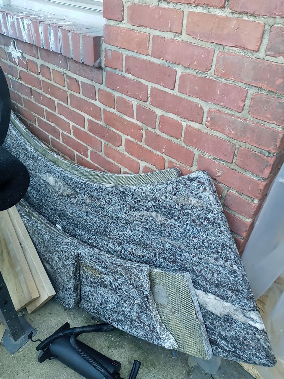 Granito. Redondo. Como para bar. Presio negosiable