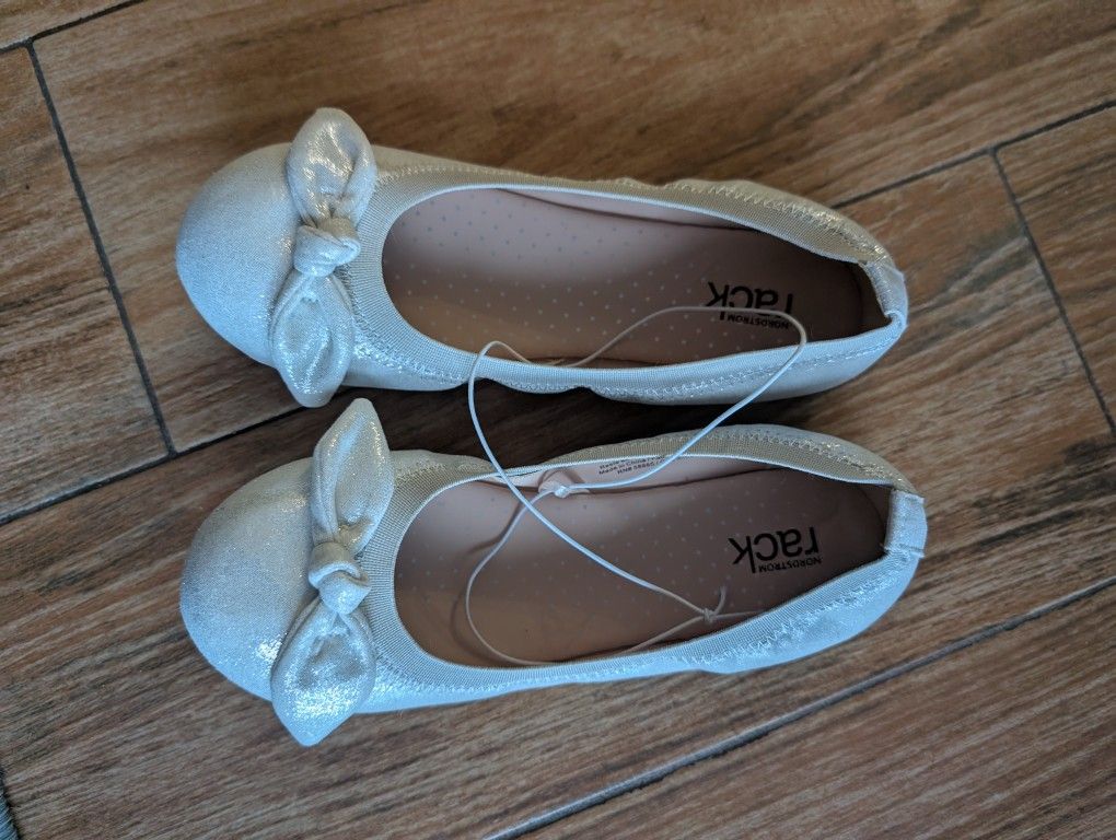 Nordstrom Rack Girls Ballet Flat Shoes Bow Silver 1 M