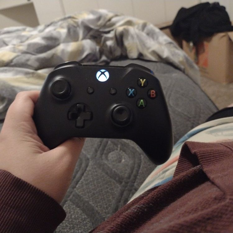 Xbox One S Digital Edition