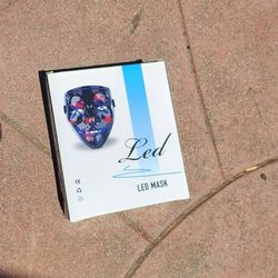 Led Light Up Hacker Mask!