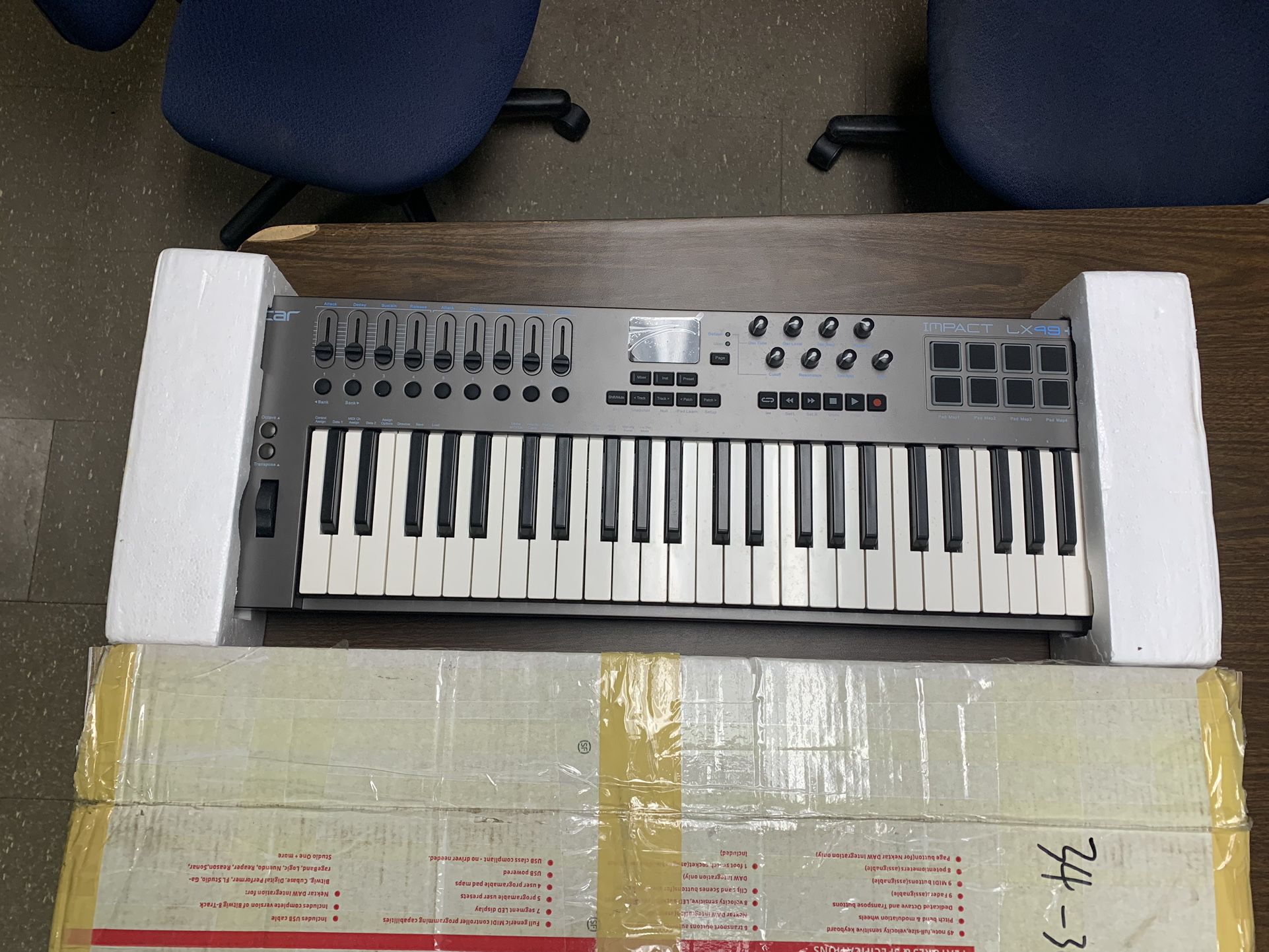 MIDI Keyboard 49key