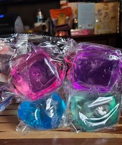 squishy ice cube-style stress  4 pcs