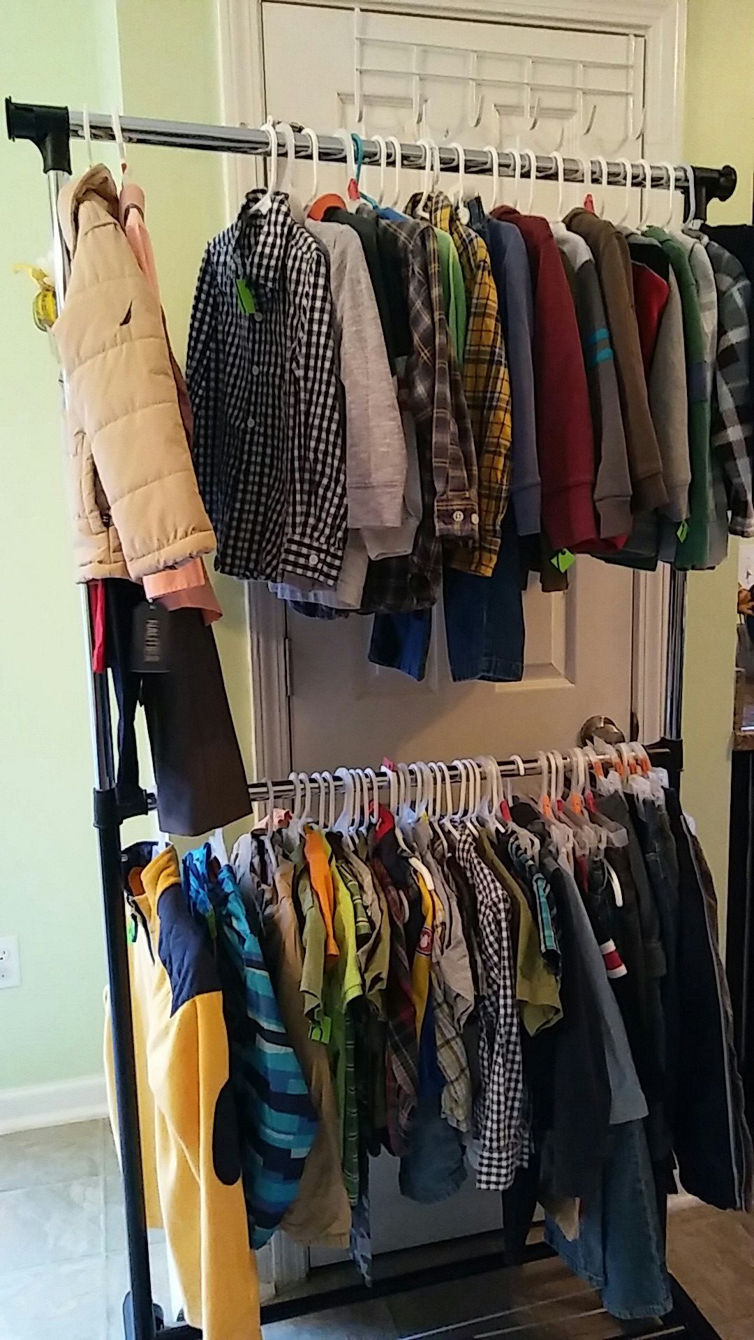 3T 4T 5T Boys Clothes in great condition. Everything for WINTER . Long sleeves , sweaters, etc