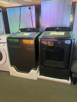 Samsung black large capacity washer and dryer