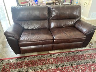 Couch for Sale/ pickup, one couch