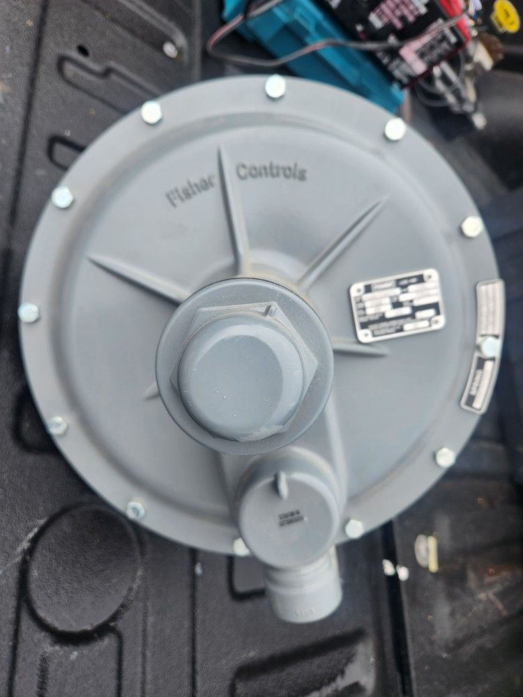 Fisher 133 Series Direct Operated Regulator