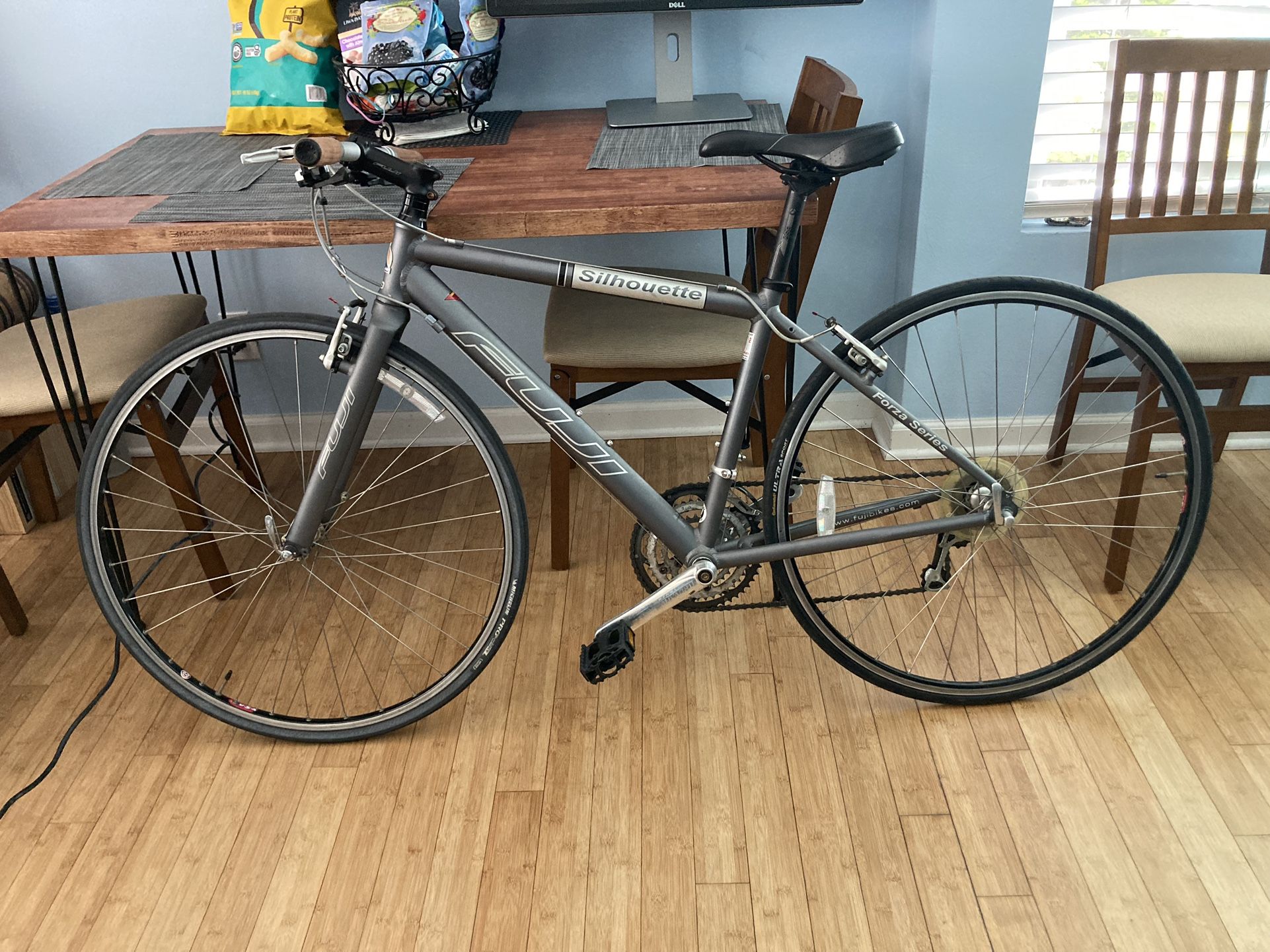 Fuji Bike - Silhouette Forza Series 18 Speed