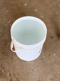 White Buckets Containers
