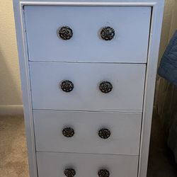 4 Drawer Small Dresser - Solid Wood