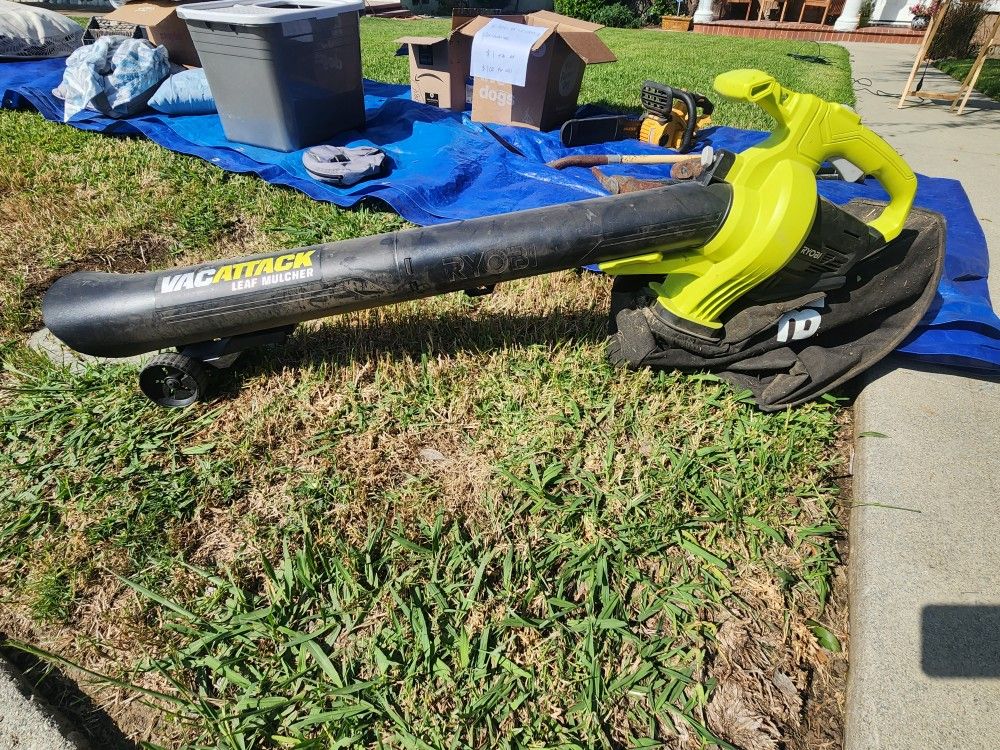 Ryobi Leaf Vacuum 20V for Sale in Pico Rivera, CA OfferUp