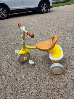 Toddler tricycle