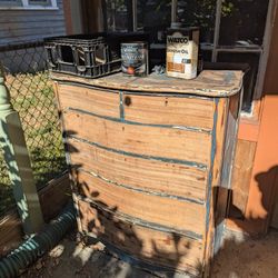 Free Dresser 