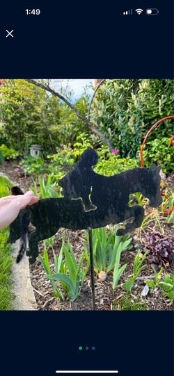 Equestrian metal yard art horse