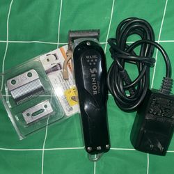 Wahl Seniors With Replacement Blade, It’s Use Bud Run Good Still 