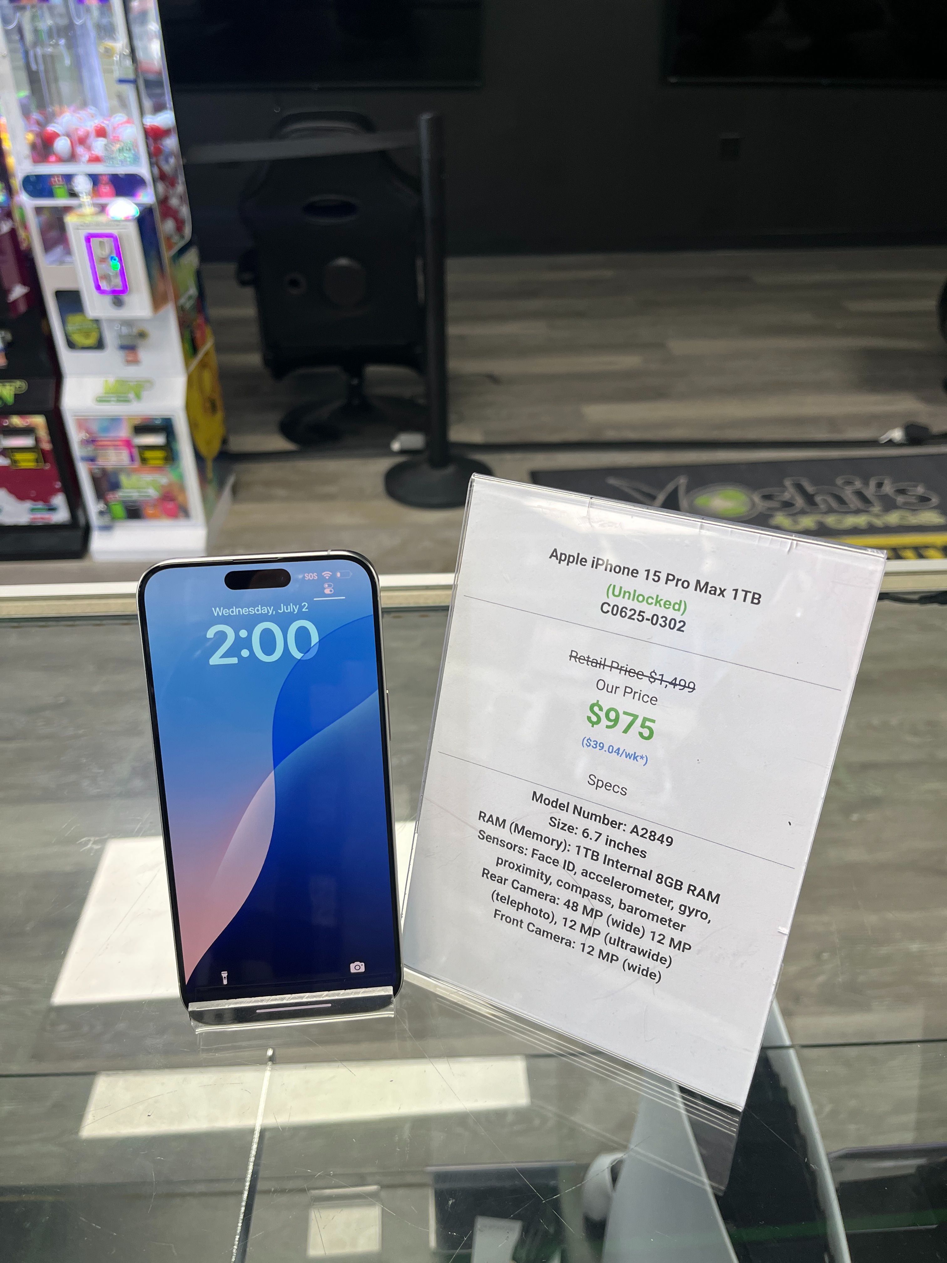 iPhone 15 Pro Max 1TB Unlocked White C0625-0302