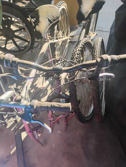 Kent And Specialized 26 Inch Mountain Bikes