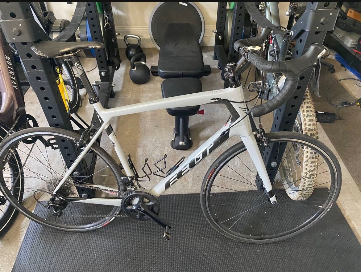 2017 Felt F5 full carbon road bike