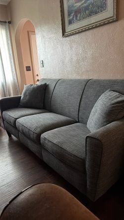 Sofa gray