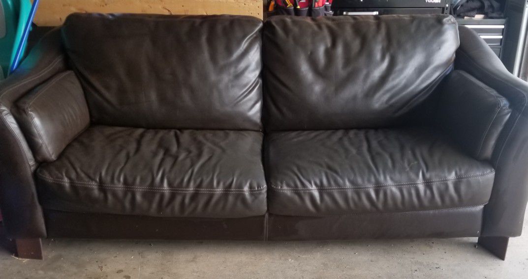 American signature genuine leather couch