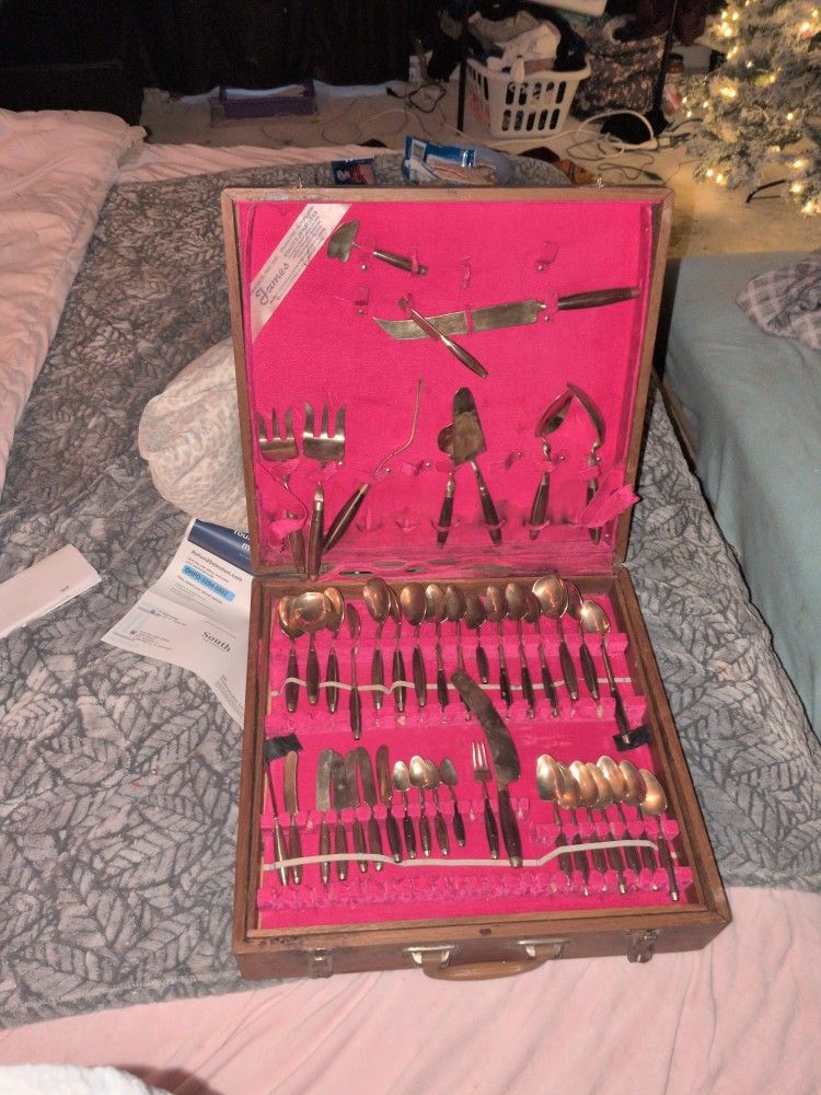 James Thai Flatware Set