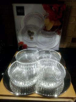 Mikasa Crystal 4 Part Server With Tray