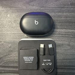 Beats Studio Buds